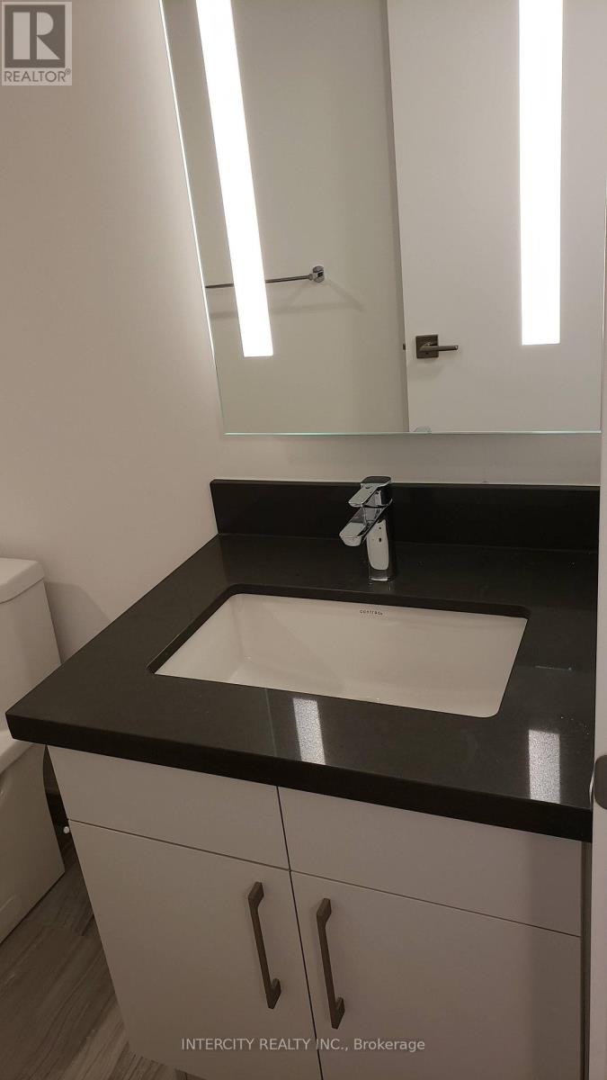 2103 - 188 Cumberland Street, Toronto (Annex), Ontario  M5R 0B6 - Photo 7 - C12612634