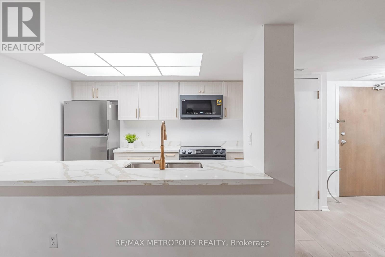 2908 - 1001 Bay Street, Toronto, Ontario  M5S 3A6 - Photo 14 - C12612646