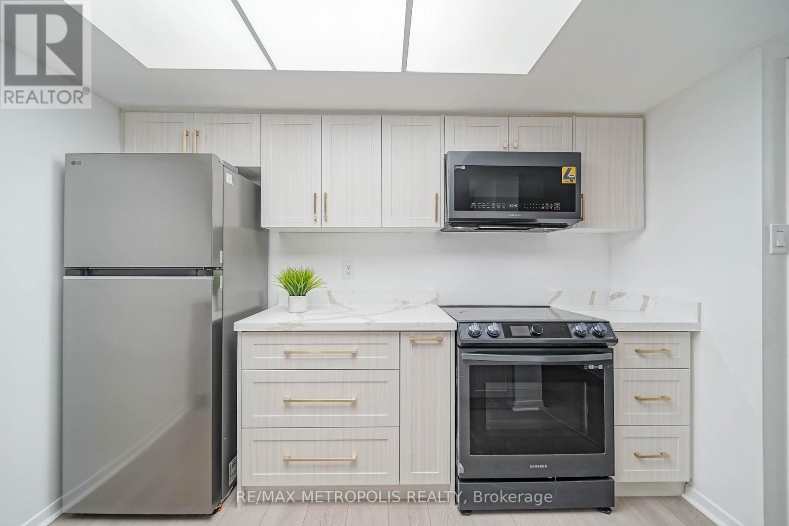 2908 - 1001 Bay Street, Toronto, Ontario  M5S 3A6 - Photo 19 - C12612646