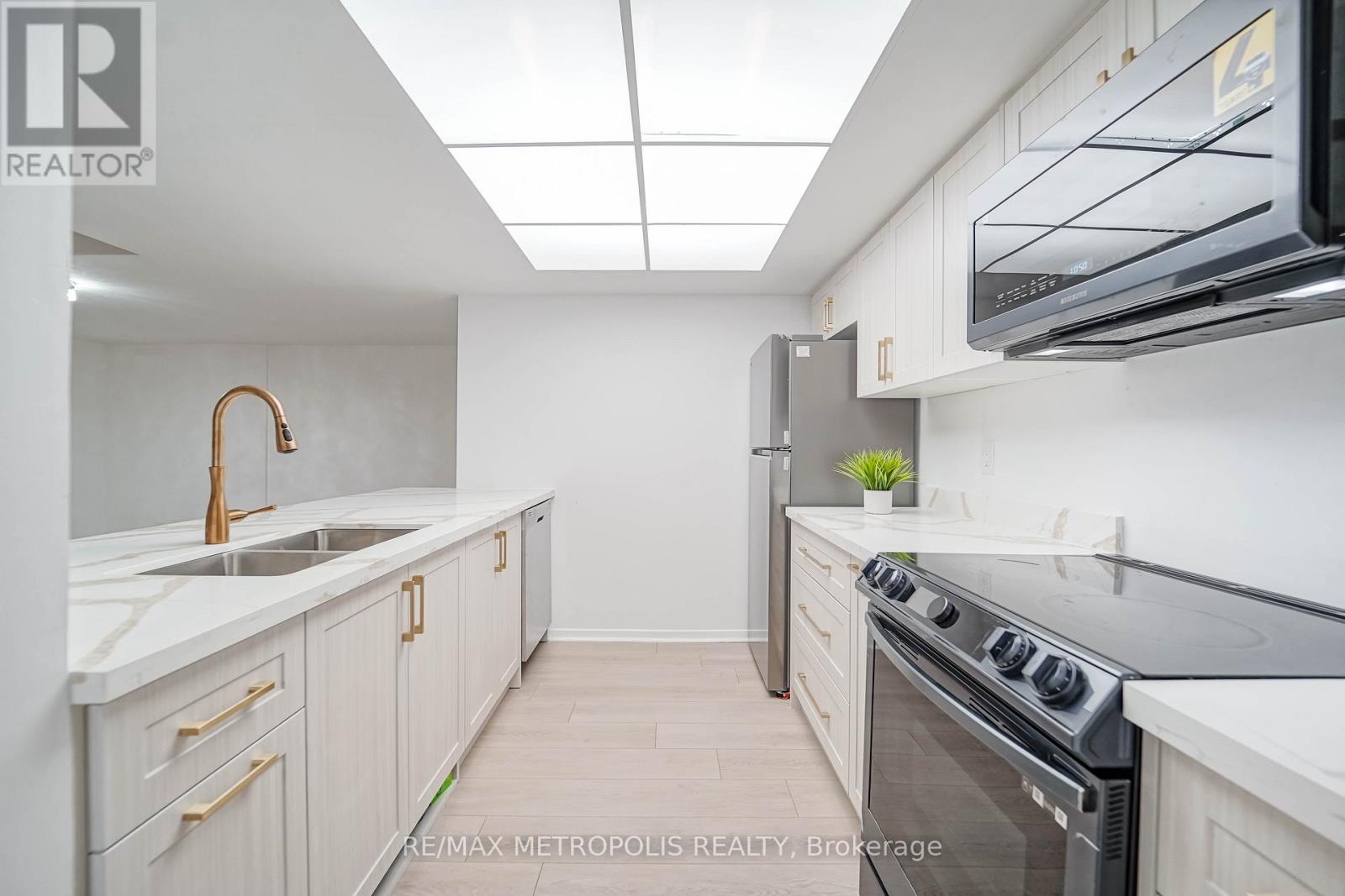 2908 - 1001 Bay Street, Toronto, Ontario  M5S 3A6 - Photo 20 - C12612646