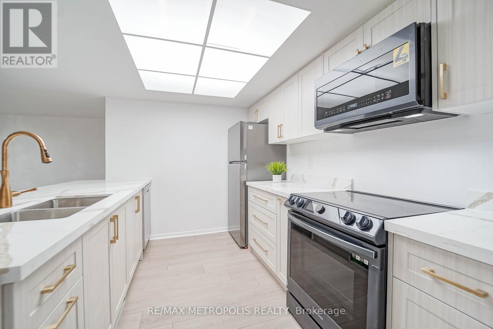 2908 - 1001 Bay Street, Toronto, Ontario  M5S 3A6 - Photo 21 - C12612646