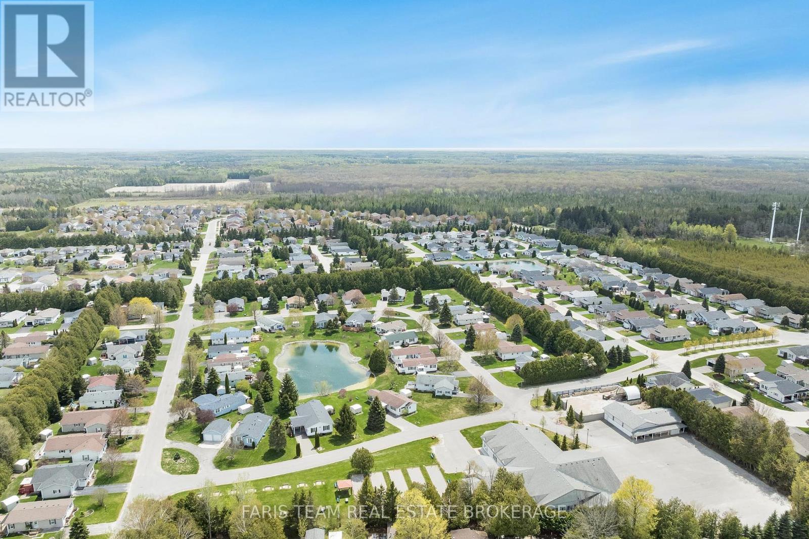 30 Indiana Avenue, Wasaga Beach, Ontario  L9Z 3A8 - Photo 34 - S12491360