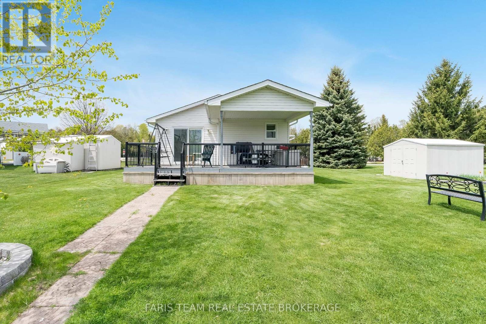 30 Indiana Avenue, Wasaga Beach, Ontario  L9Z 3A8 - Photo 31 - S12491360