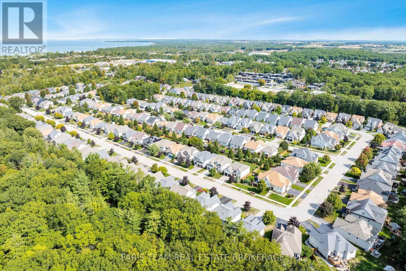 83 White Sands Way, Wasaga Beach, Ontario L9Z 0E1 - Photo 32 - S12574282