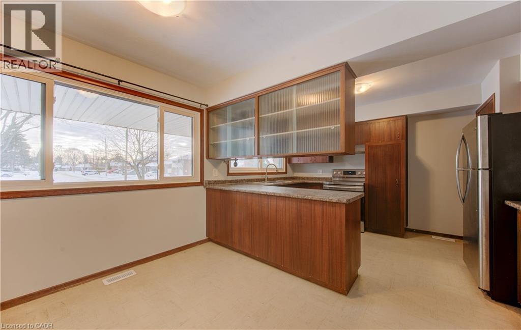 50 Fairlawn Road, Kitchener, Ontario  N2C 1X9 - Photo 14 - 40792864