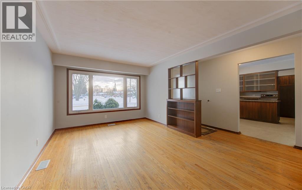 50 Fairlawn Road, Kitchener, Ontario  N2C 1X9 - Photo 8 - 40792864