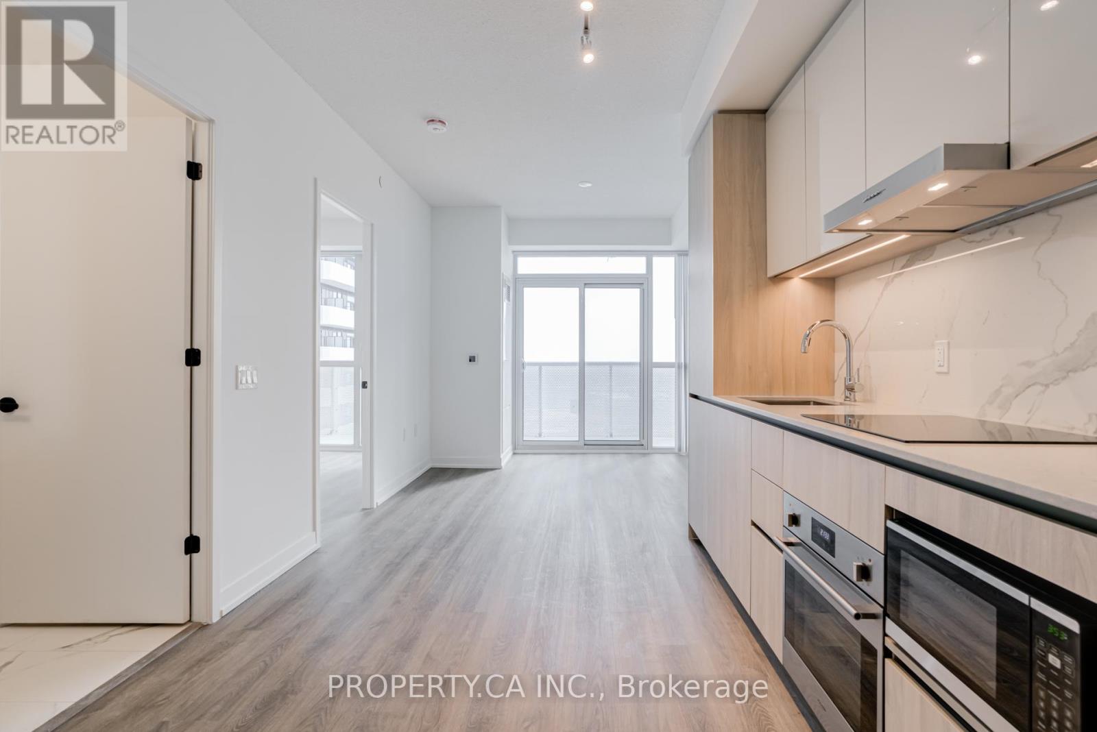 4010 - 8 INTERCHANGE WAY, Vaughan, Ontario