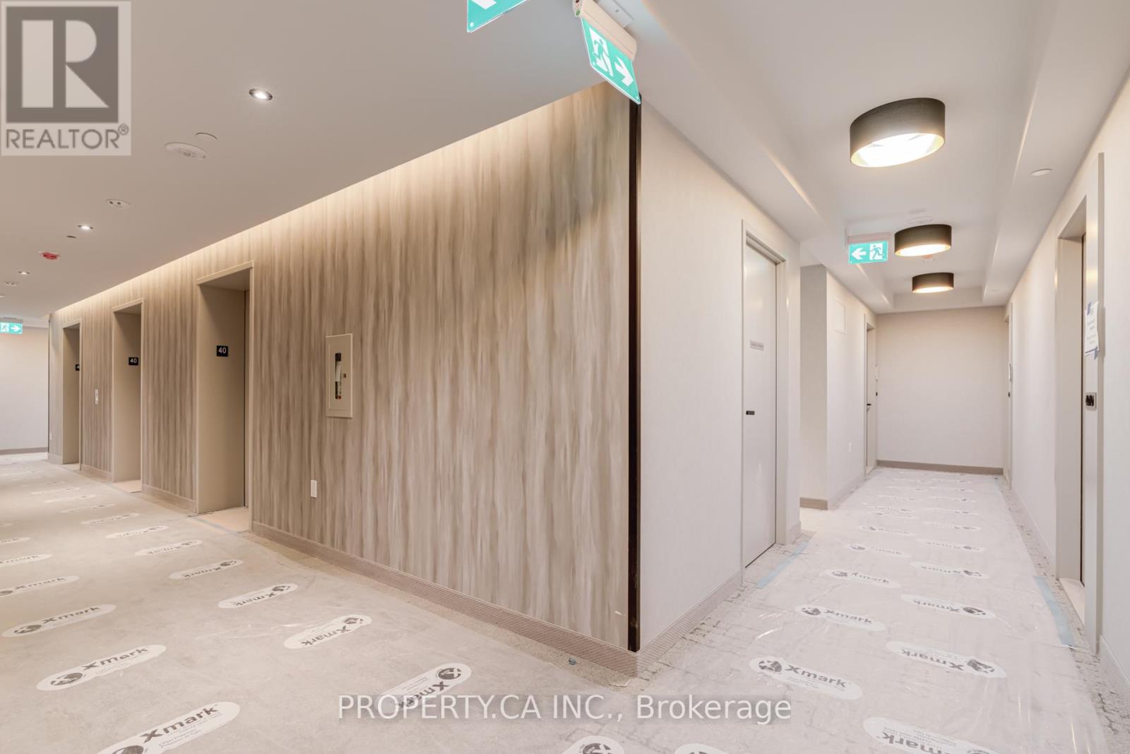 4010 - 8 Interchange Way, Vaughan, Ontario  L4K 5Z7 - Photo 25 - N12612612