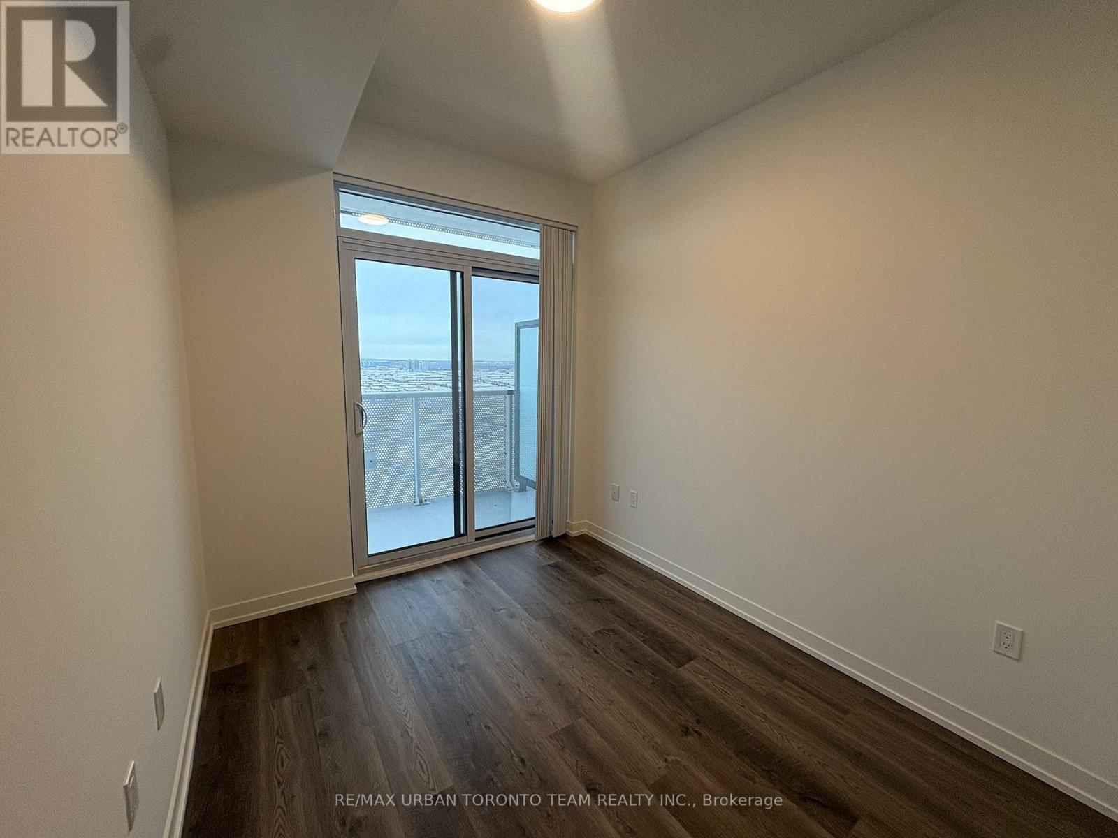 4002 - 8 Interchange Way, Vaughan, Ontario  L4K 5Z7 - Photo 15 - N12612688