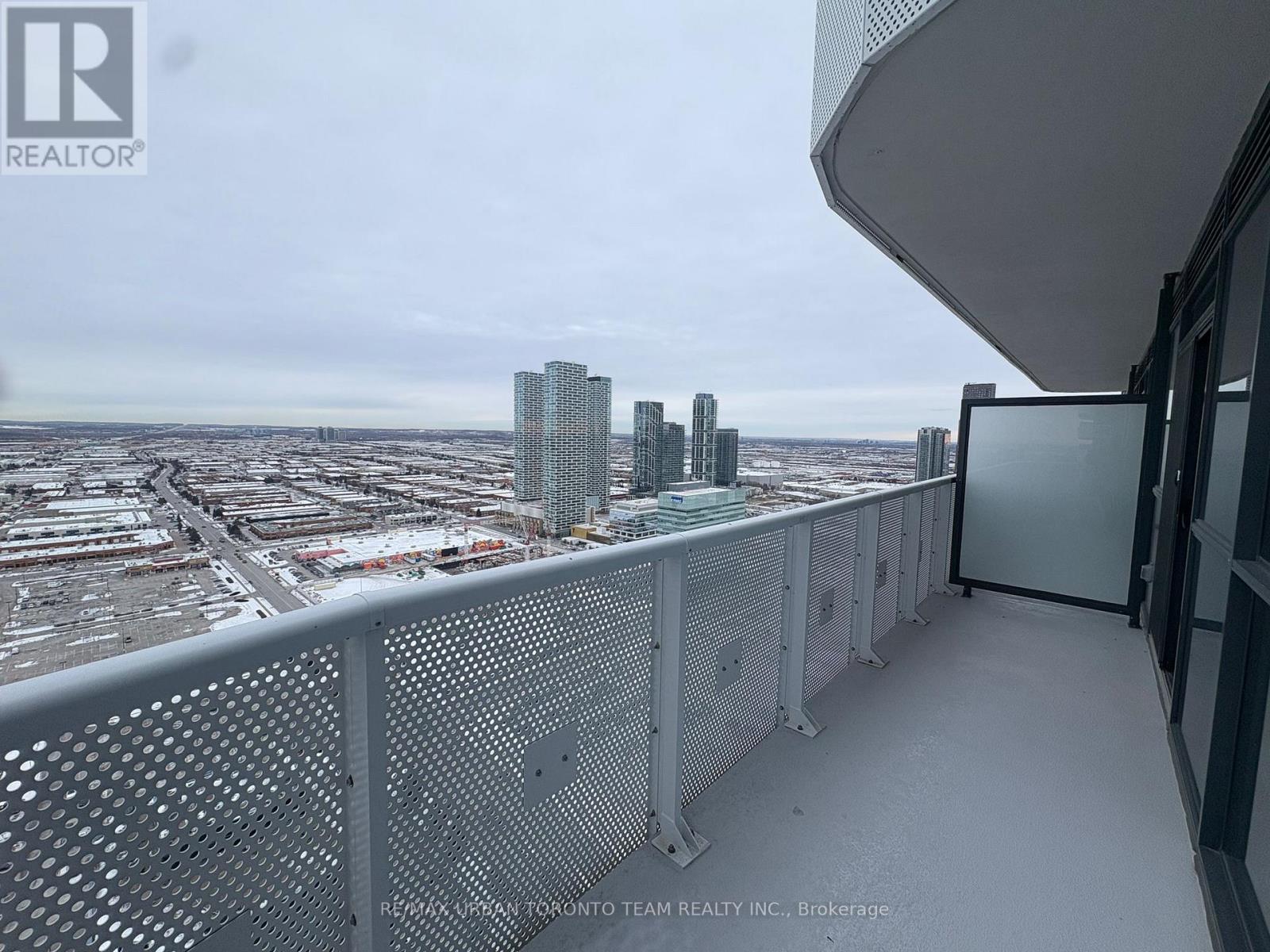 4002 - 8 Interchange Way, Vaughan, Ontario  L4K 5Z7 - Photo 9 - N12612688