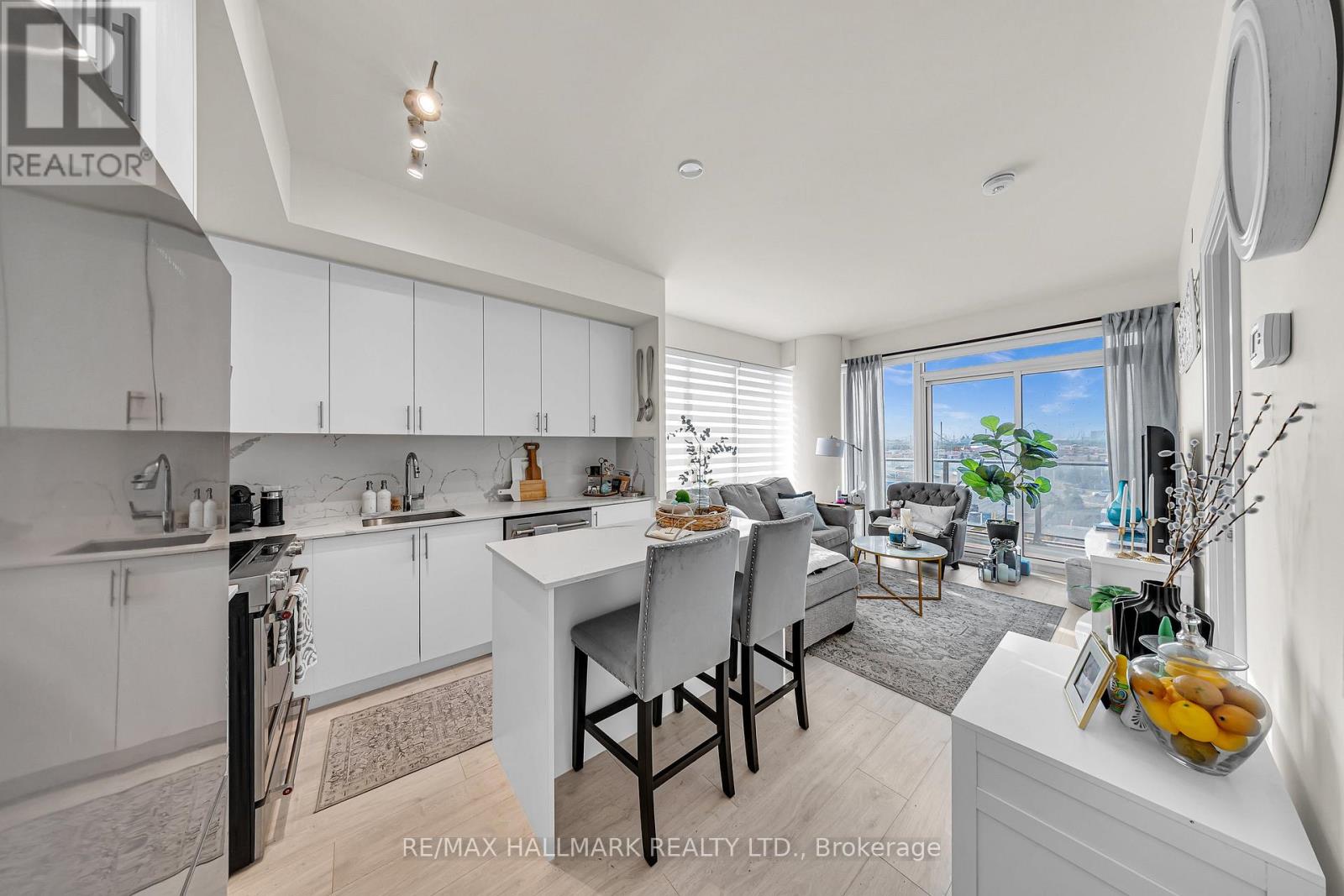 427 - 9000 Jane Street, Vaughan (Vellore Village), Ontario  L4K 0M6 - Photo 10 - N12612690