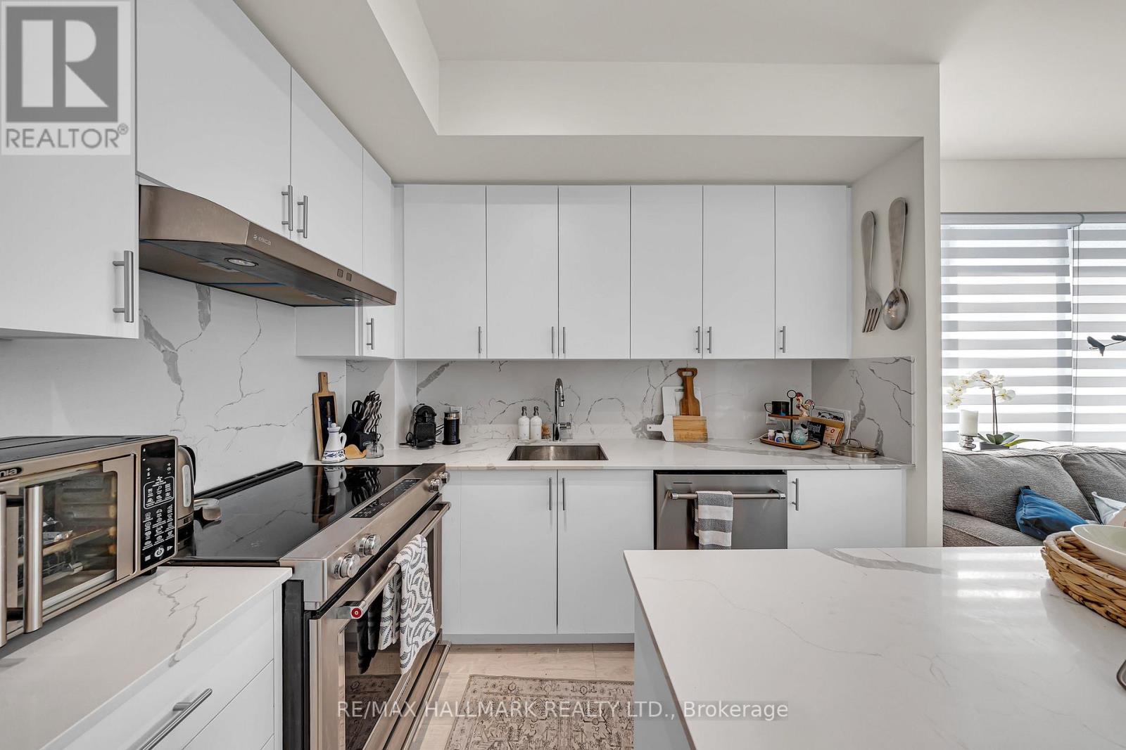 427 - 9000 Jane Street, Vaughan (Vellore Village), Ontario  L4K 0M6 - Photo 16 - N12612690