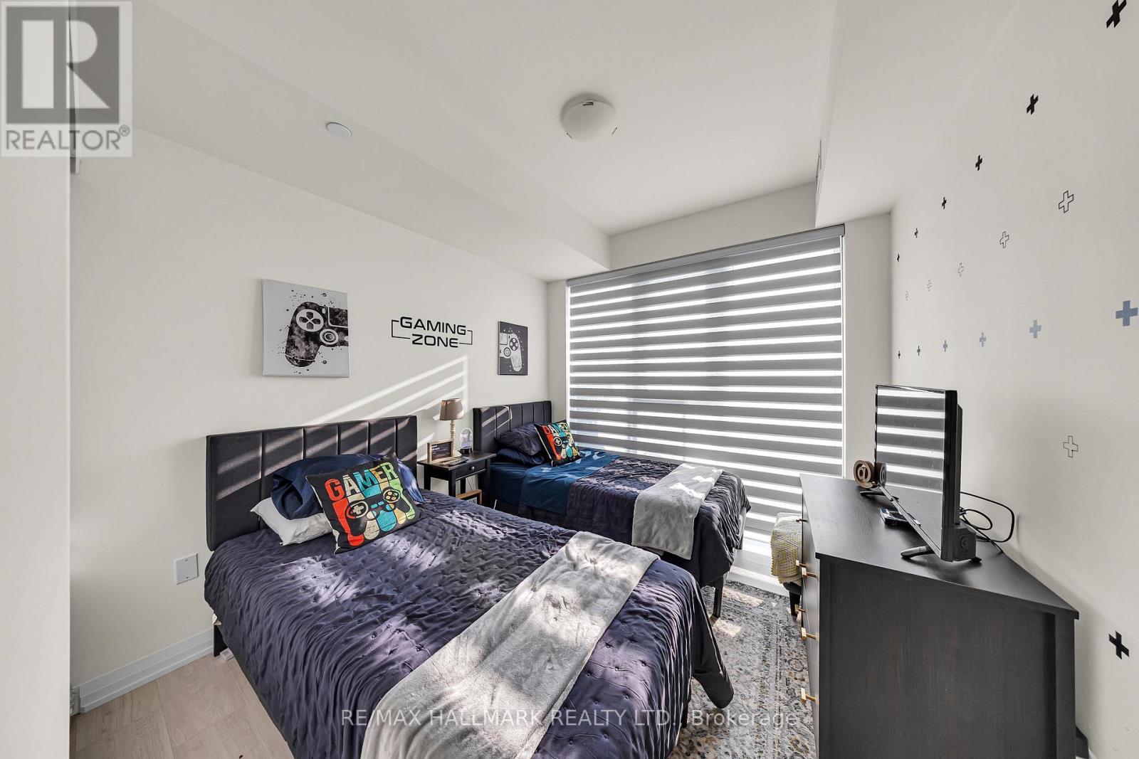 427 - 9000 Jane Street, Vaughan (Vellore Village), Ontario  L4K 0M6 - Photo 9 - N12612690