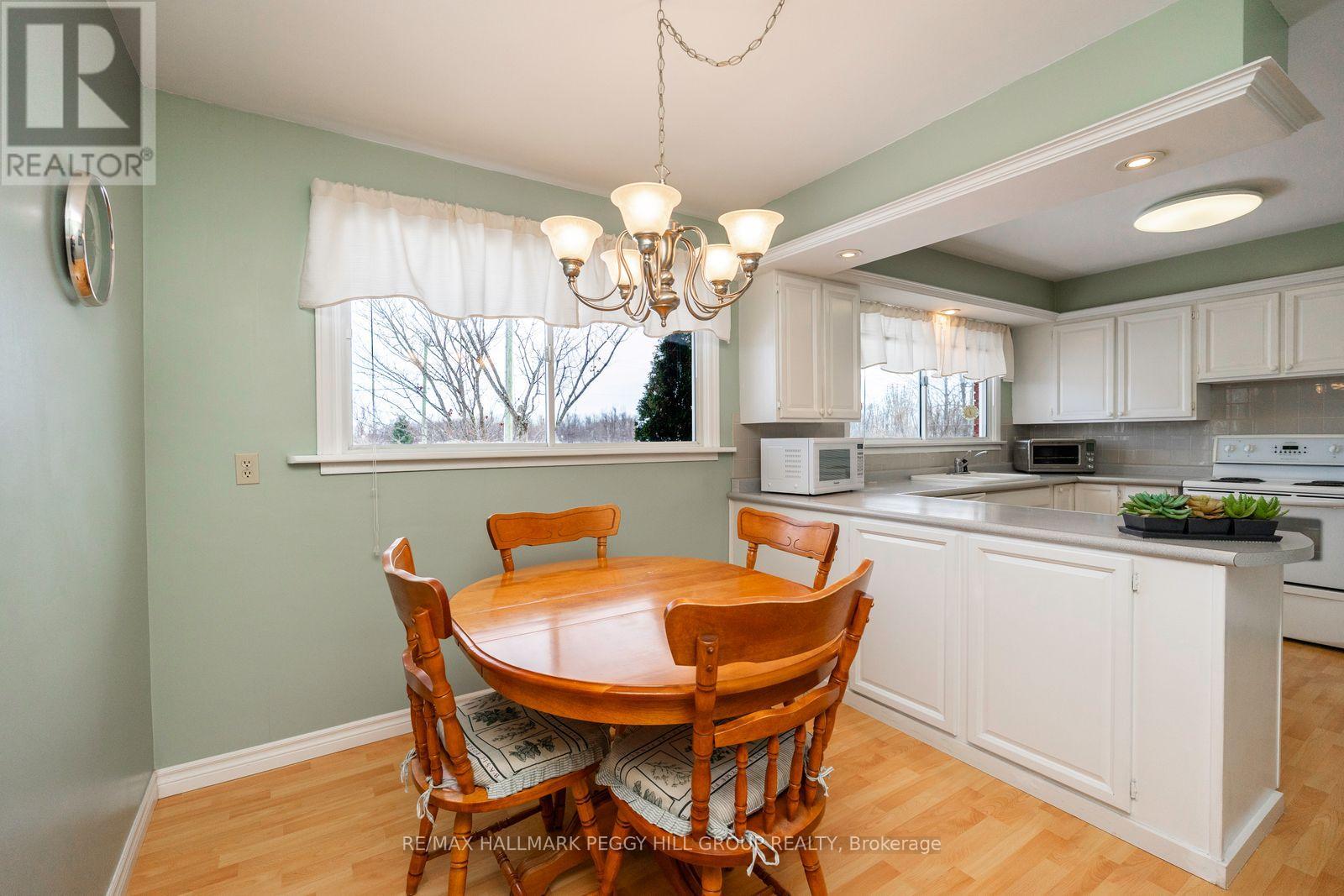 1572 4 Line N, Oro-Medonte (Edgar), Ontario  L0L 2L0 - Photo 2 - S12612670