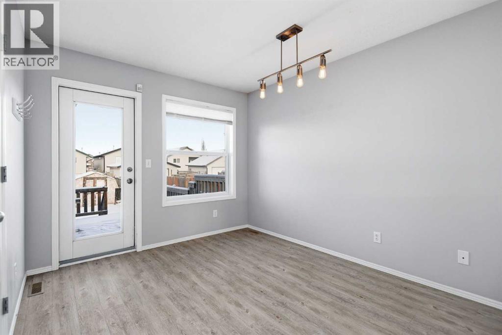 256 Deschner Close, Red Deer, Alberta T4R 3C2 - Photo 11 - A2272429