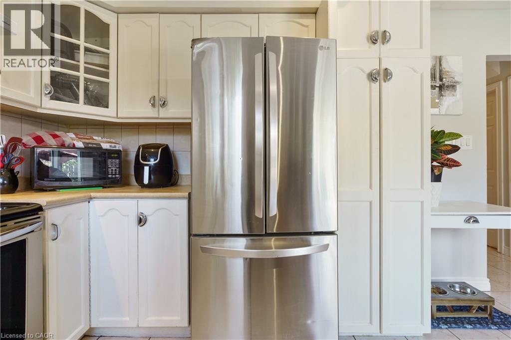 10 Glen Eden Court, Hamilton, Ontario  L9C 6H6 - Photo 17 - 40793033