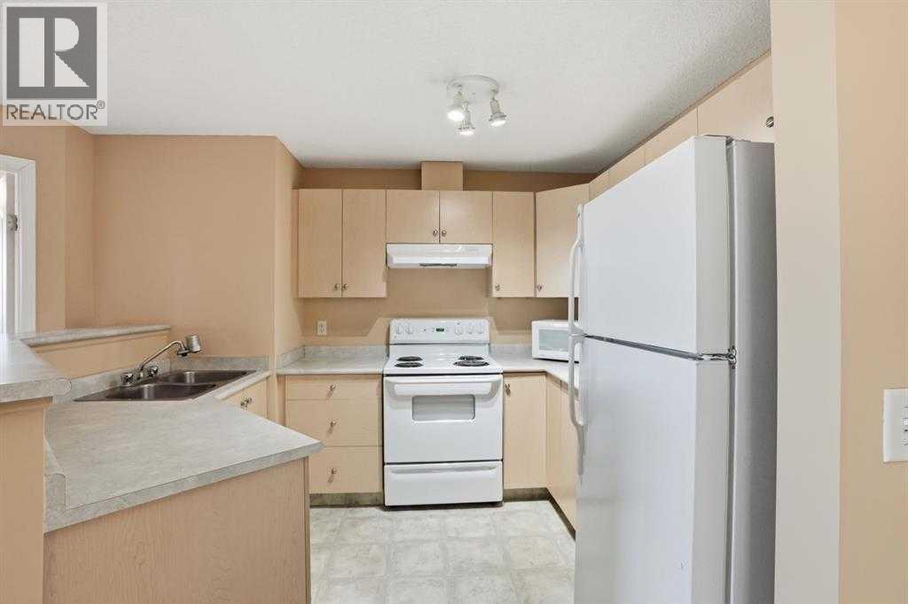 3318, 10 Prestwick Bay Se, Calgary, Alberta  T2Z 0B5 - Photo 7 - A2272991