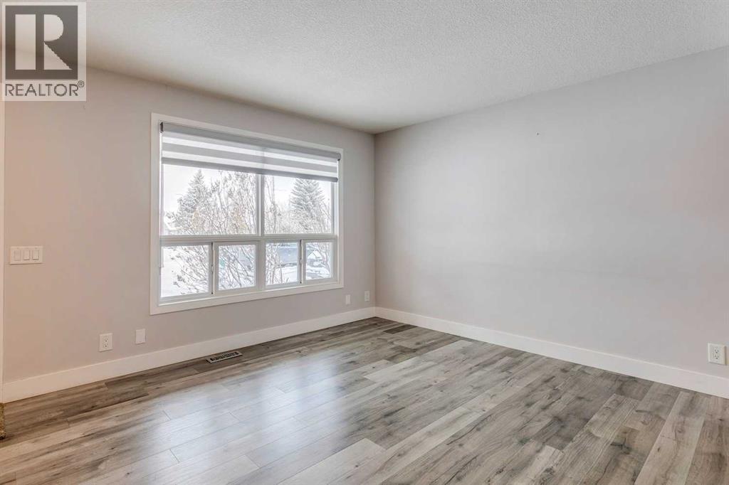 16 Queen Anne Close Se, Calgary, Alberta  T2J 6N6 - Photo 9 - A2273800