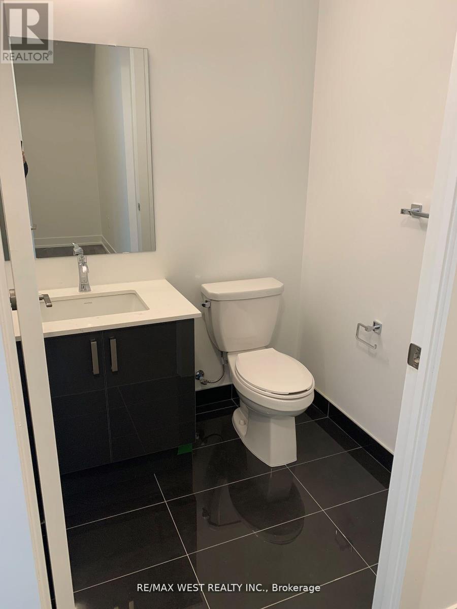 802 - 1063 Douglas Mccurdy Comm Circle, Mississauga (Port Credit), Ontario  L5L 3H9 - Photo 11 - W12612610