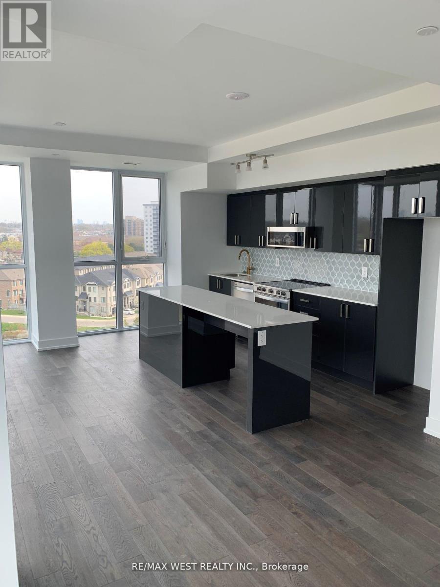 802 - 1063 Douglas Mccurdy Comm Circle, Mississauga (Port Credit), Ontario  L5L 3H9 - Photo 3 - W12612610