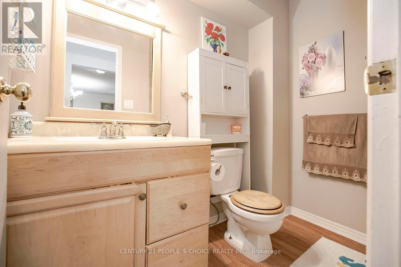 17 Ashurst Crescent, Brampton, Ontario  L6V 3N6 - Photo 17 - W12612642