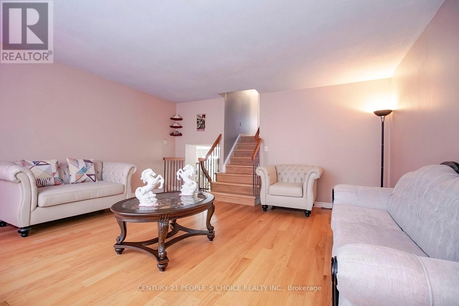 17 Ashurst Crescent, Brampton, Ontario  L6V 3N6 - Photo 22 - W12612642