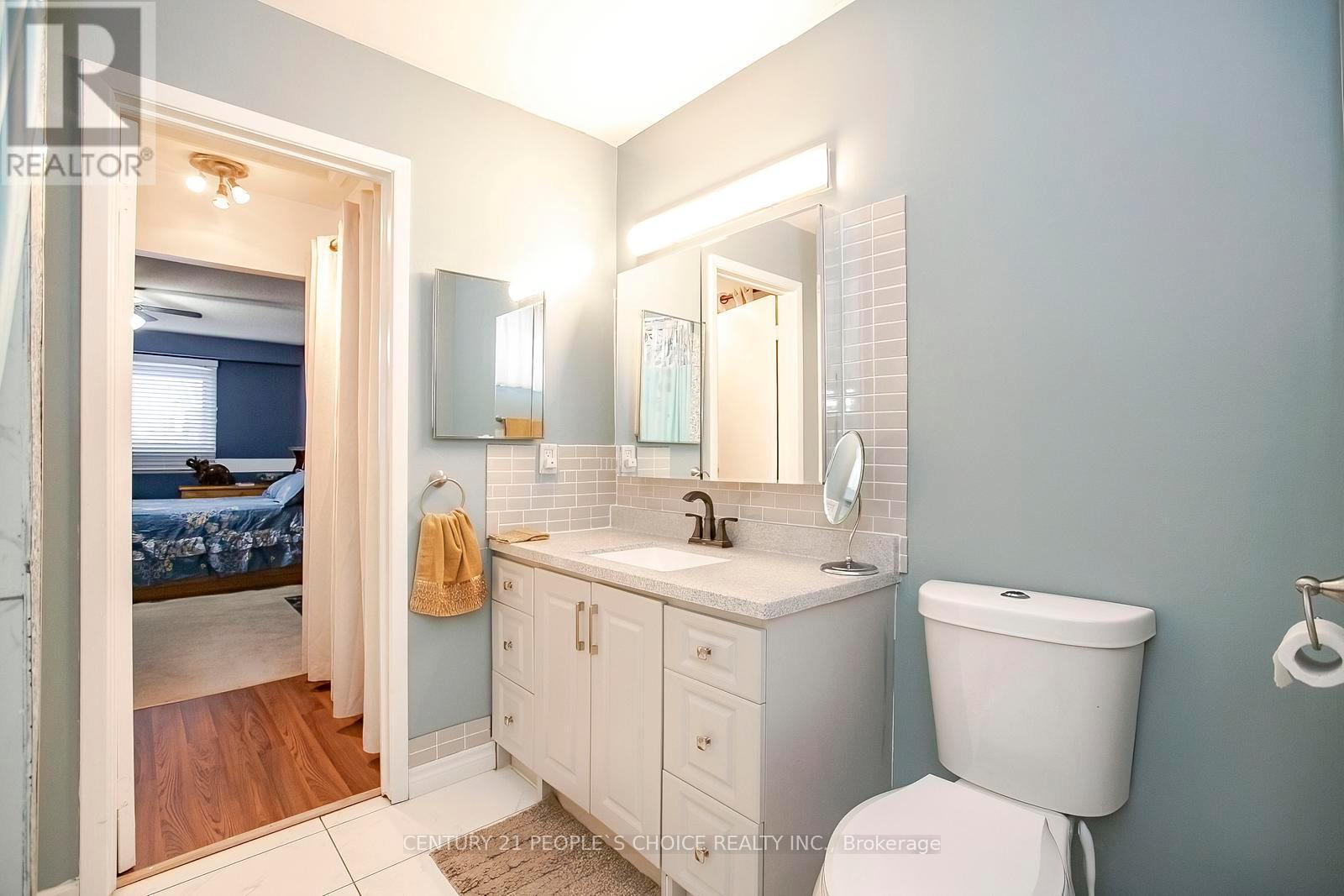 17 Ashurst Crescent, Brampton, Ontario  L6V 3N6 - Photo 30 - W12612642