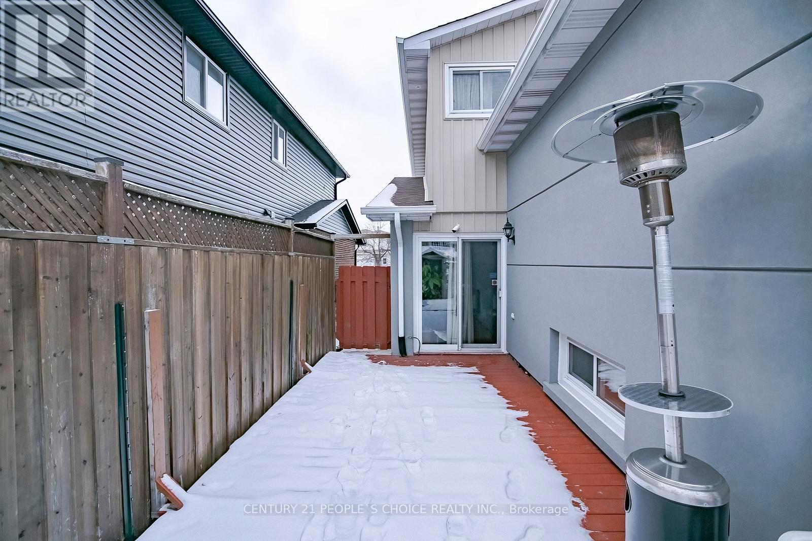 17 Ashurst Crescent, Brampton, Ontario  L6V 3N6 - Photo 49 - W12612642