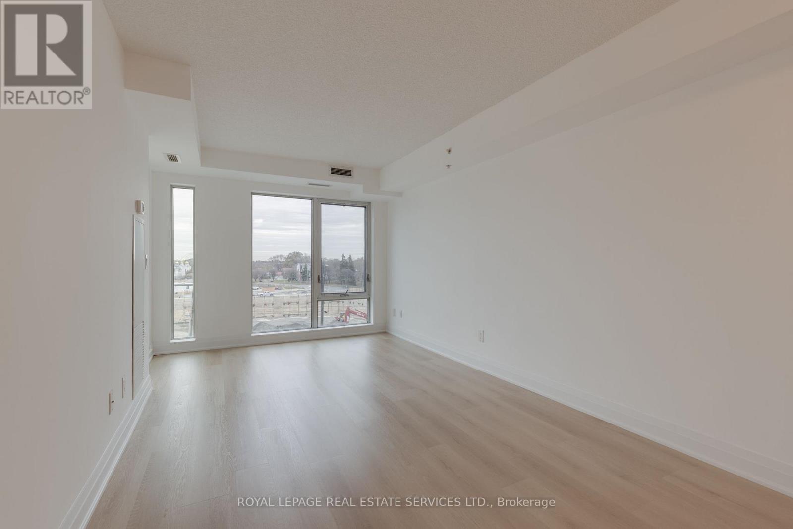 E406 - 555 Wilson Avenue, Toronto, Ontario  M3H 0C5 - Photo 10 - C12587666