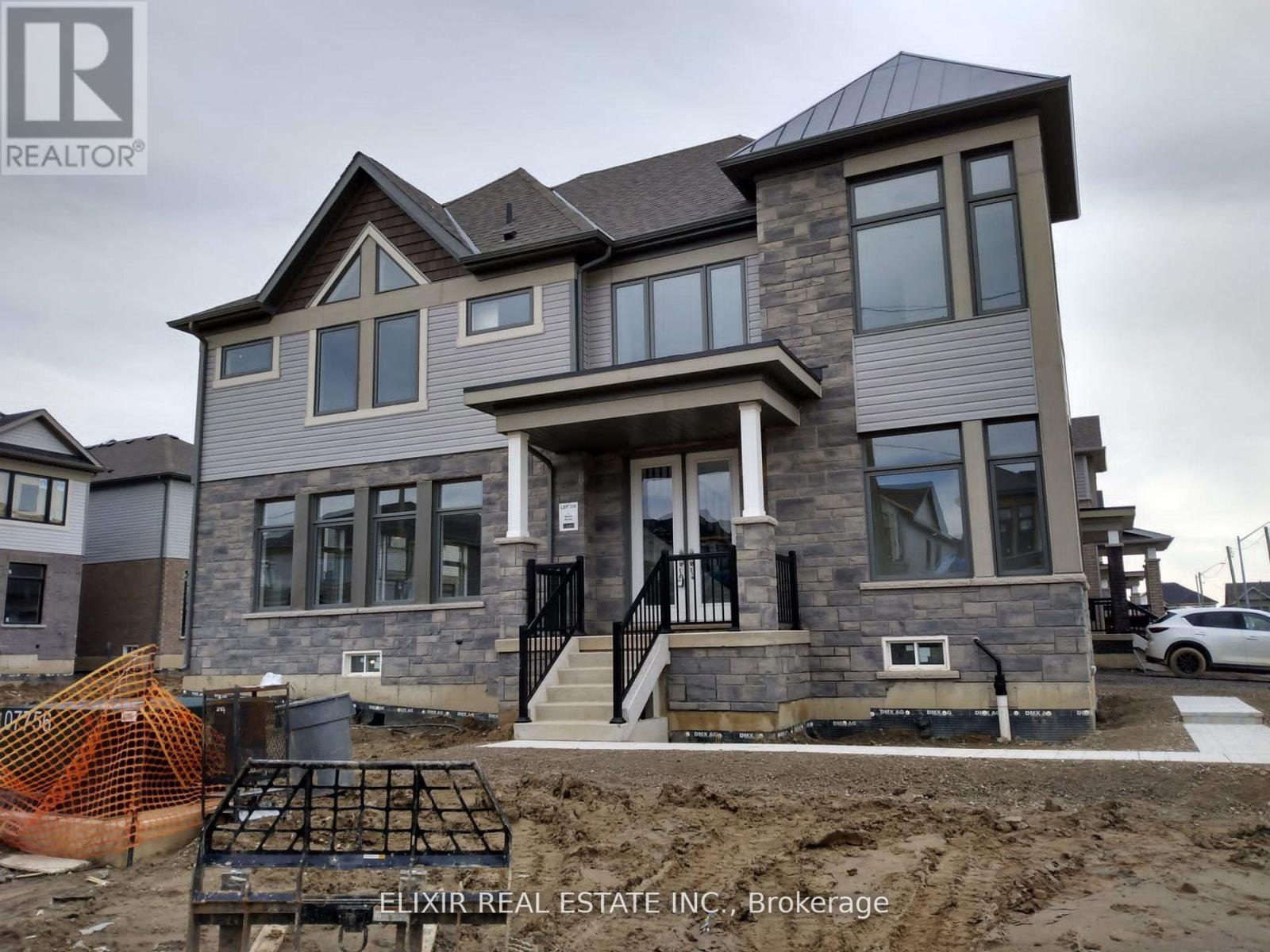 3 Weylie Street E, Hamilton (Mount Hope), Ontario  L0R 1W0 - Photo 2 - X12612600