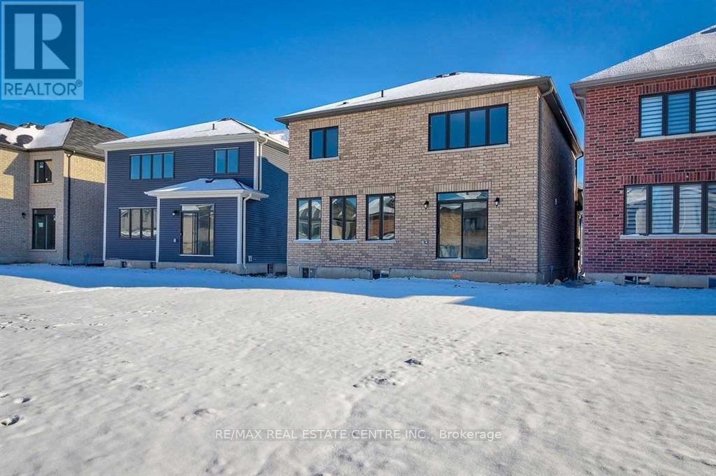 23 Hawick Crescent, Haldimand, Ontario  N3W 0G6 - Photo 2 - X12612614