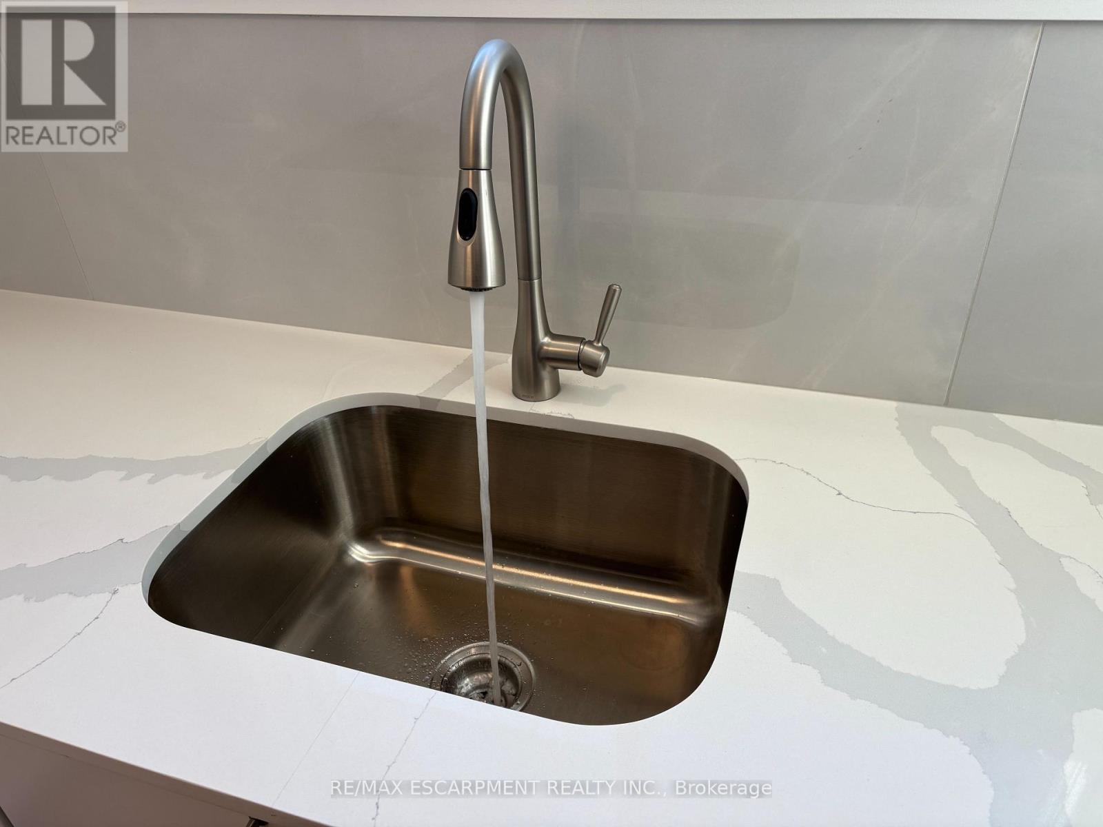 10 - 149 St Catharines Street, West Lincoln (Smithville), Ontario  L0R 2A0 - Photo 10 - X12612638