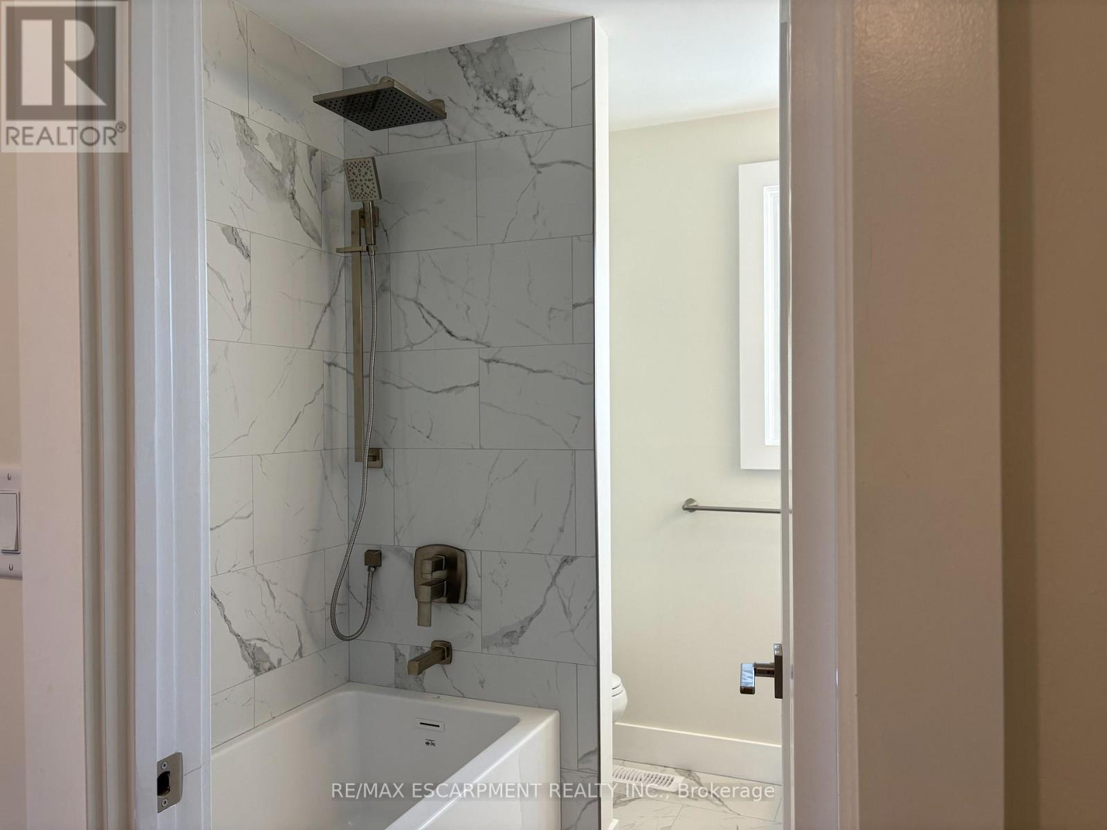 10 - 149 St Catharines Street, West Lincoln (Smithville), Ontario  L0R 2A0 - Photo 18 - X12612638