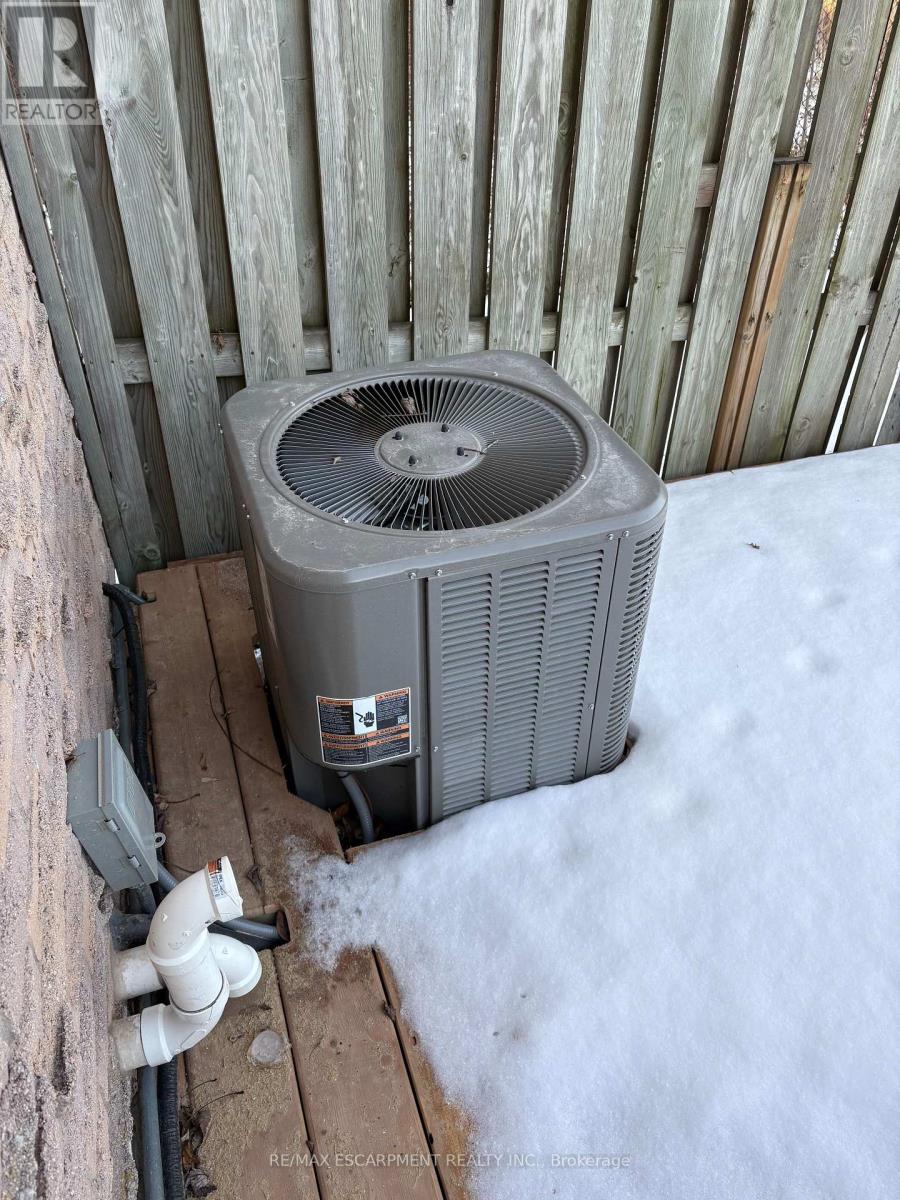 10 - 149 St Catharines Street, West Lincoln (Smithville), Ontario  L0R 2A0 - Photo 26 - X12612638