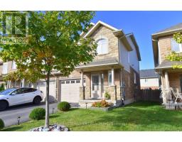 102 CELESTIAL CRESCENT, Hamilton, Ontario