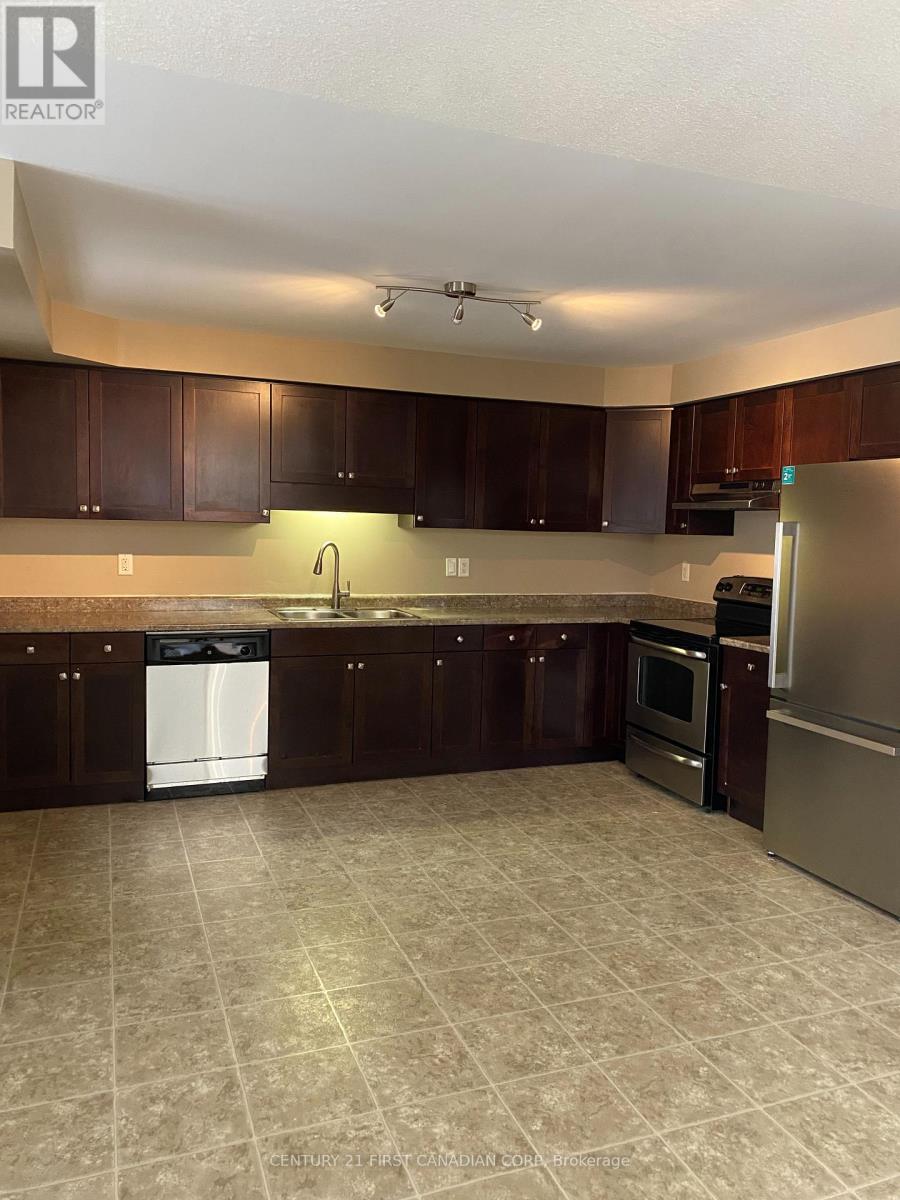 811 Silverfox Crescent, London North, Ontario  N6G 0K2 - Photo 5 - X12539376