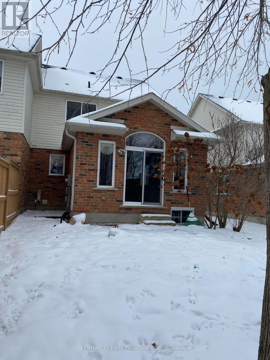 811 Silverfox Crescent, London North, Ontario  N6G 0K2 - Photo 3 - X12539376