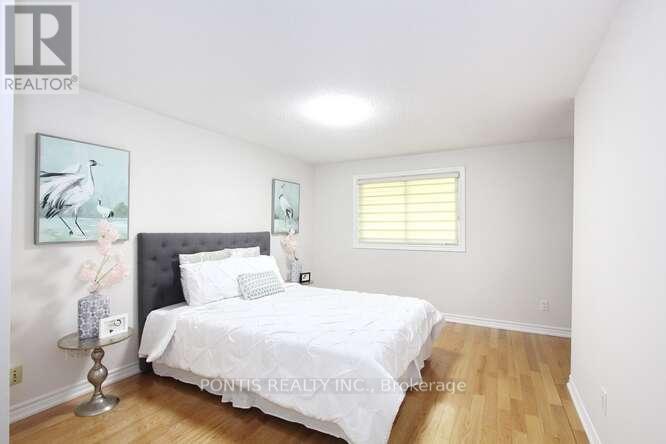 72 Sheldrake Court, Brampton (Brampton South), Ontario  L6Y 2W9 - Photo 19 - W12612370