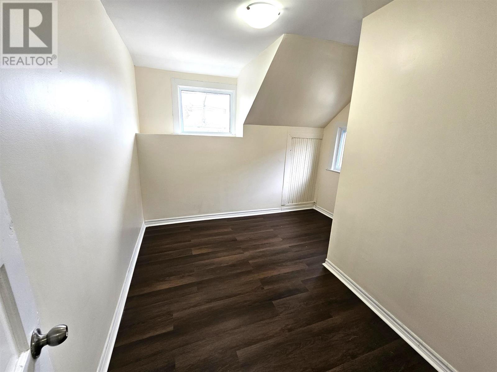 104 London St, Sault Ste. Marie, Ontario P6A 2S4 - Photo 12 - SM253439