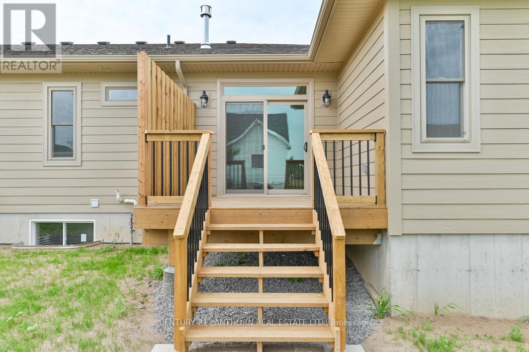 67 Seymour Street W, Centre Hastings, Ontario  K0K 2K0 - Photo 17 - X12612750