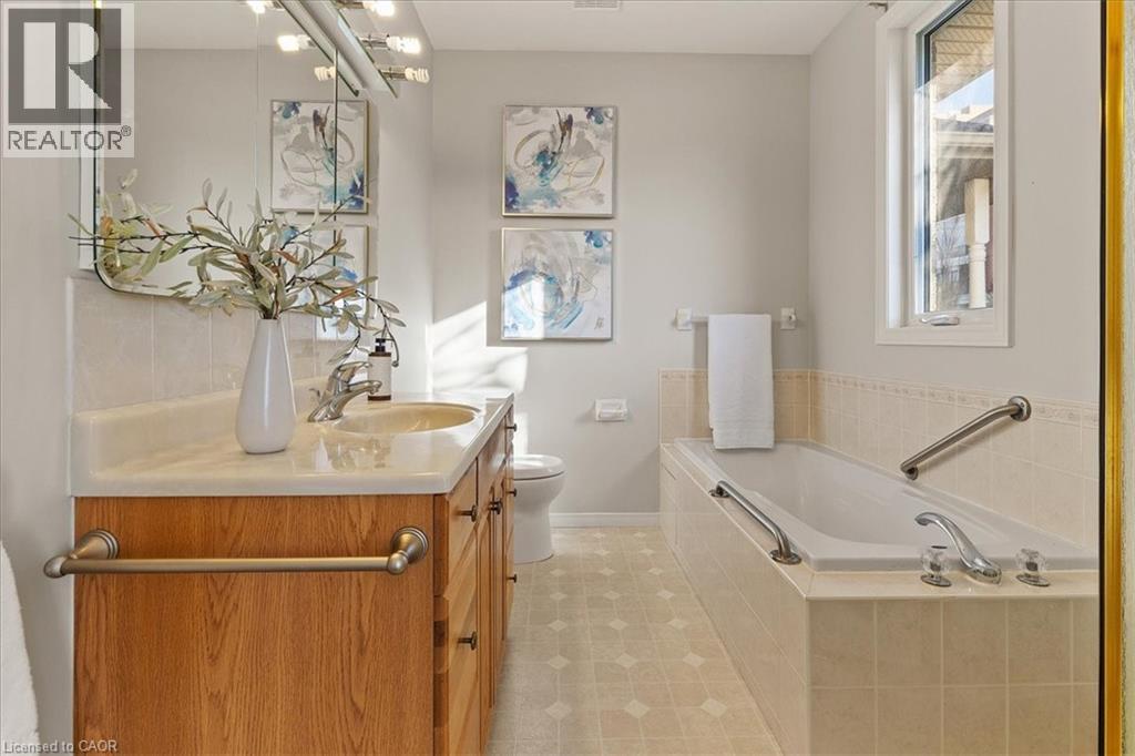 78 Freemont Street, Waterloo, Ontario  N2L 6L7 - Photo 26 - 40788250