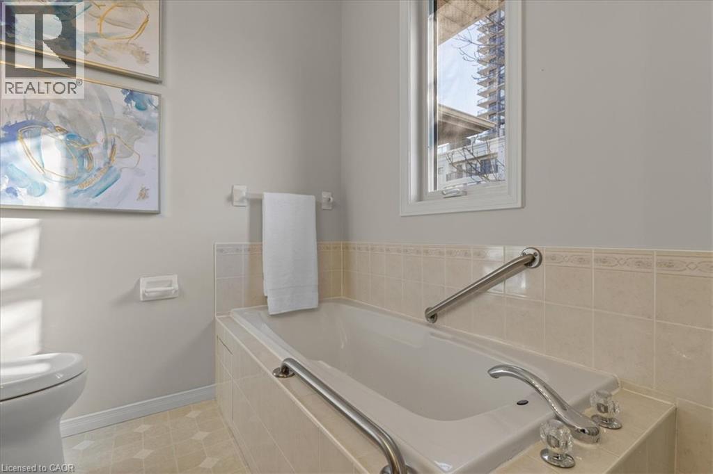 78 Freemont Street, Waterloo, Ontario  N2L 6L7 - Photo 28 - 40788250