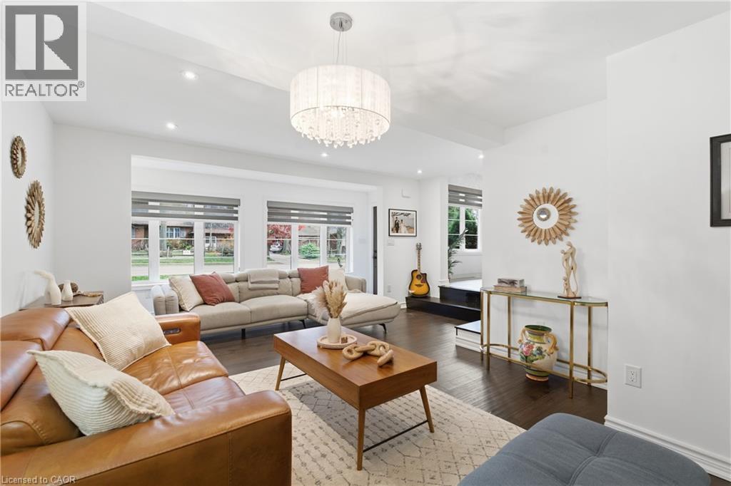 2435 Dorchester Road, Niagara Falls, Ontario  L2J 2Y9 - Photo 6 - 40788997