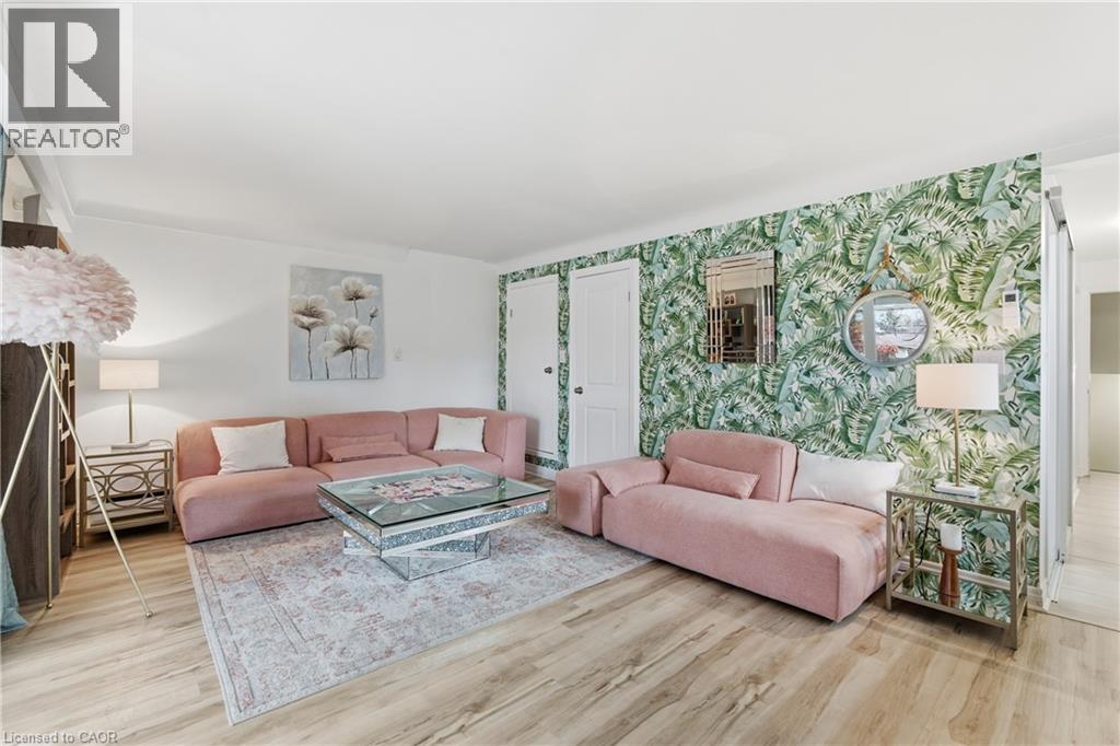 2435 Dorchester Road, Niagara Falls, Ontario  L2J 2Y9 - Photo 33 - 40788997