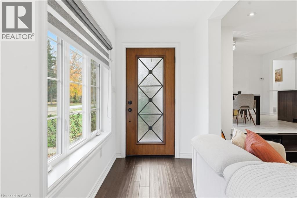 2435 Dorchester Road, Niagara Falls, Ontario  L2J 2Y9 - Photo 3 - 40788997