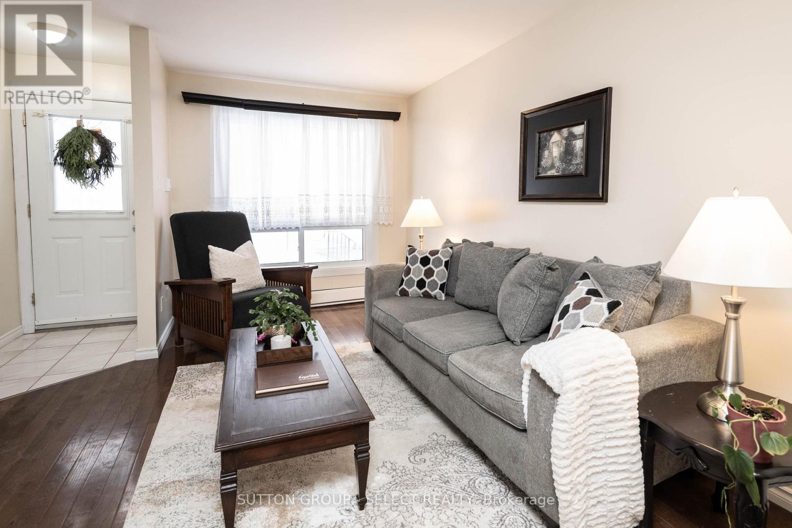 G - 111 Wellesley Crescent, London East, Ontario N5V 1J6 - Photo 3 - X12612748