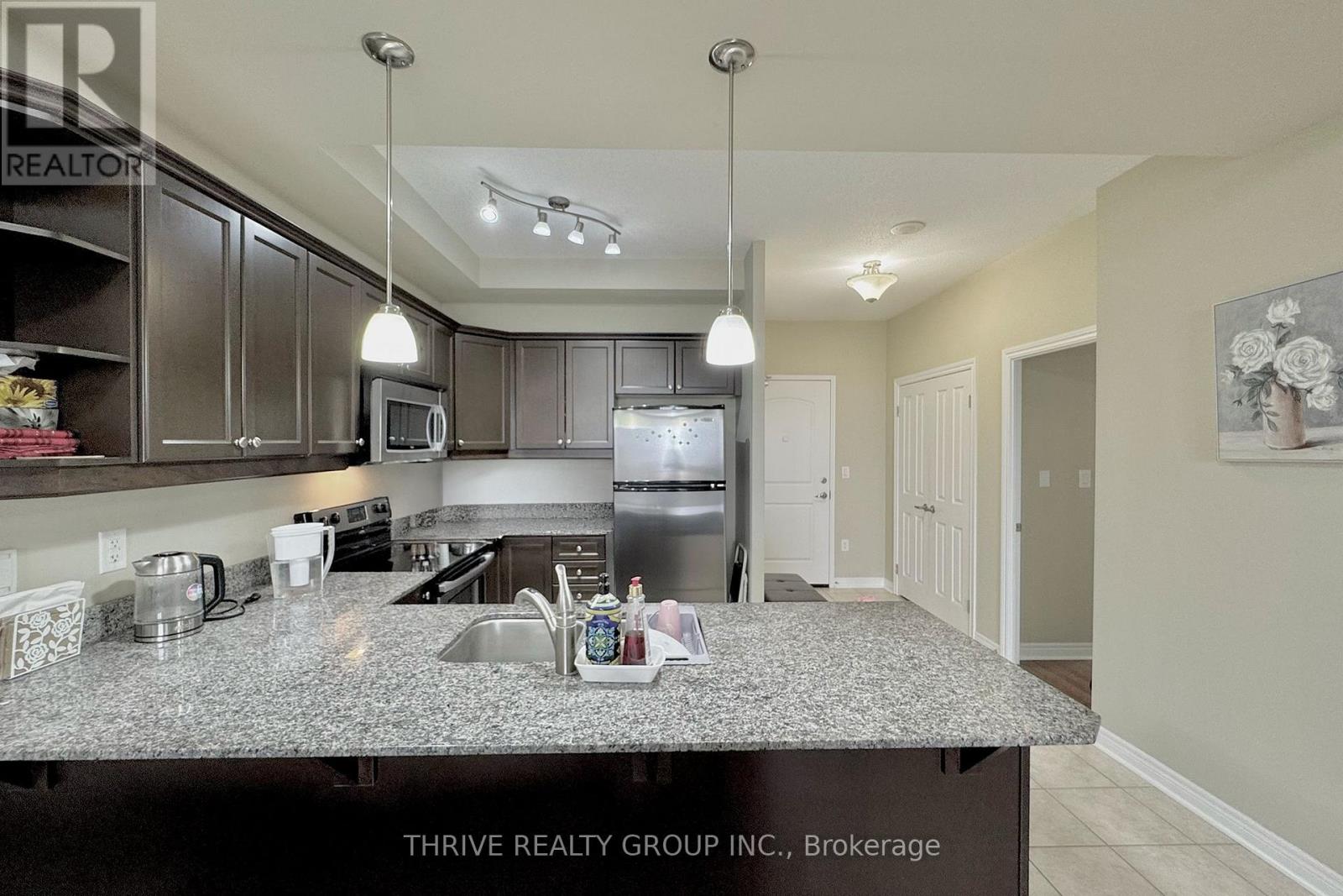 1206 - 1030 Coronation Drive, London North (North I), Ontario  N6G 0G5 - Photo 3 - X12612820