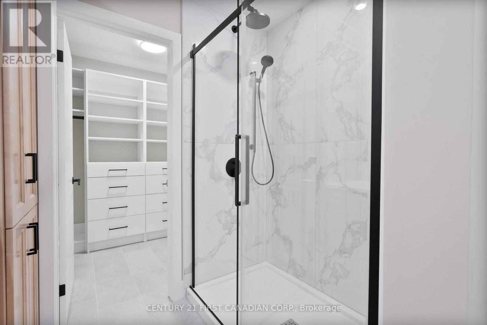 25 Sheldabren Street, North Middlesex, Ontario  N0M 1A0 - Photo 24 - X12612862