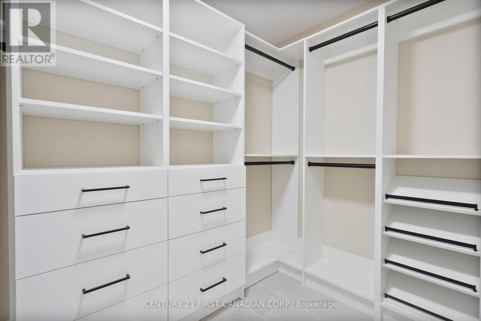 25 Sheldabren Street, North Middlesex, Ontario  N0M 1A0 - Photo 25 - X12612862