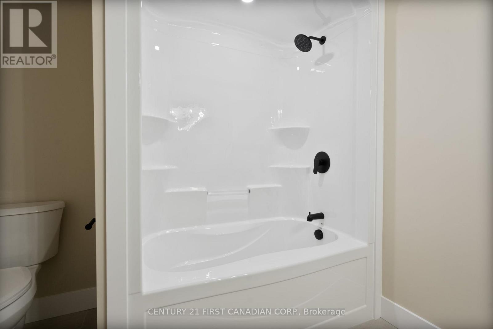 25 Sheldabren Street, North Middlesex, Ontario  N0M 1A0 - Photo 30 - X12612862